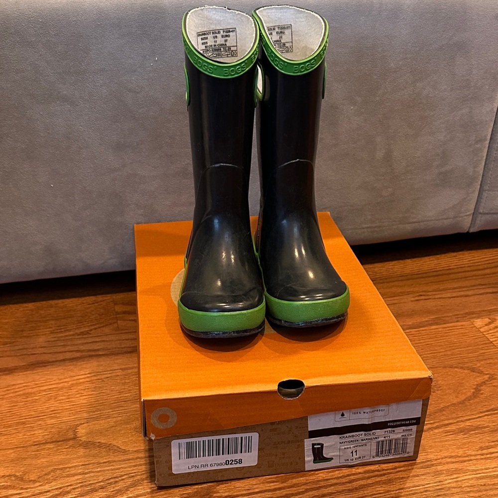 Bogs Kids Navy and Green Rain Boots 11 kids